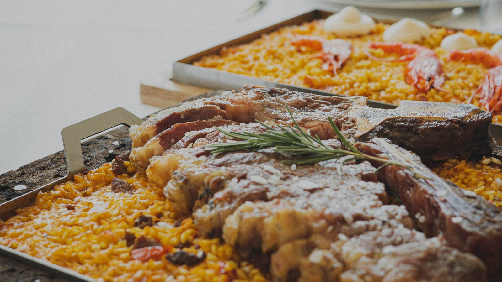 comida para familia en restaurante 